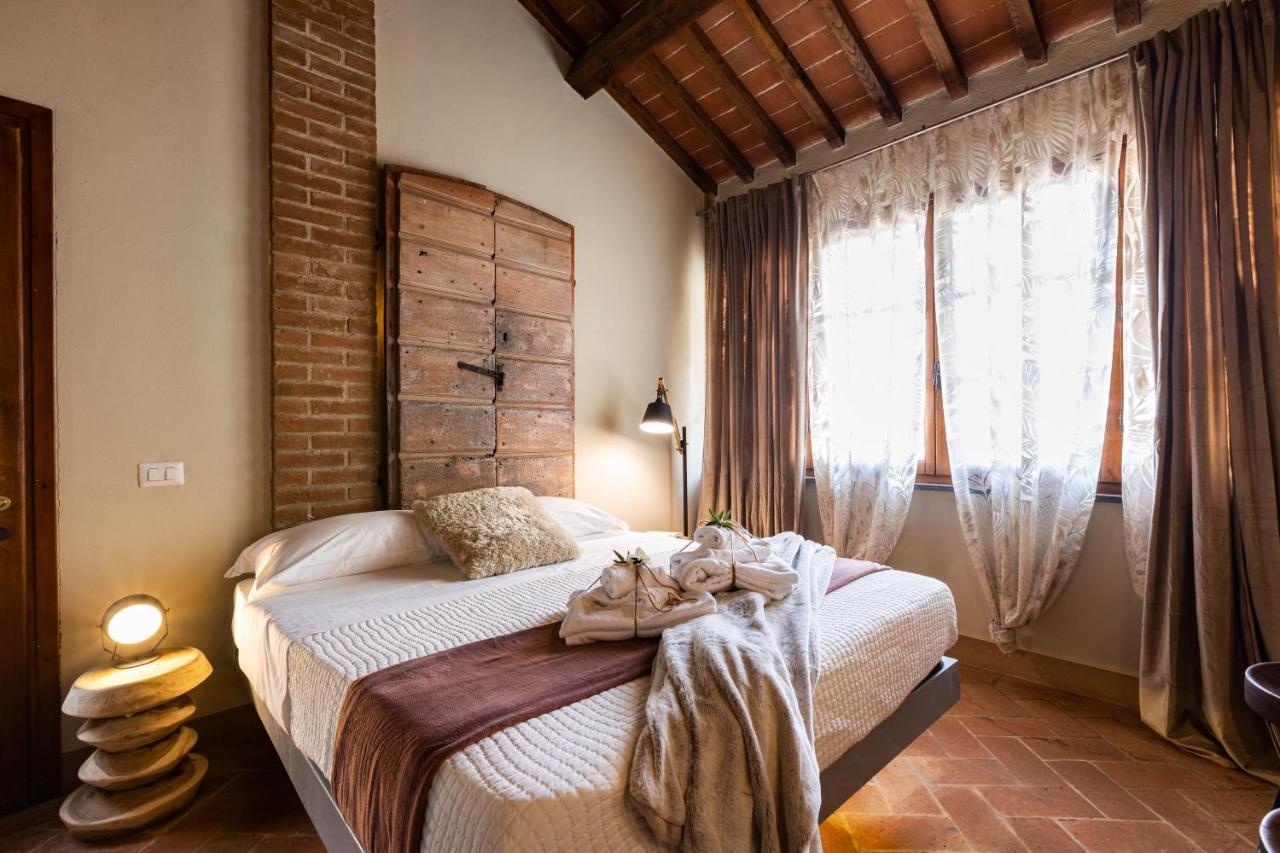 Esperienze Alla Ripadoro Chianni Luaran gambar